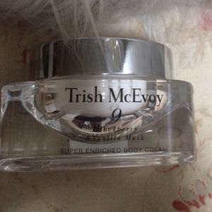 Trish mcevoy body creme